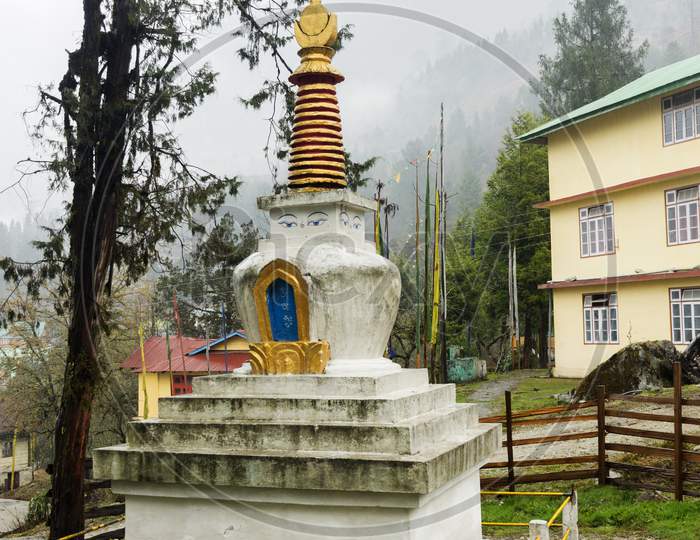 Lachung Stupa With Lachung Monastery In Background