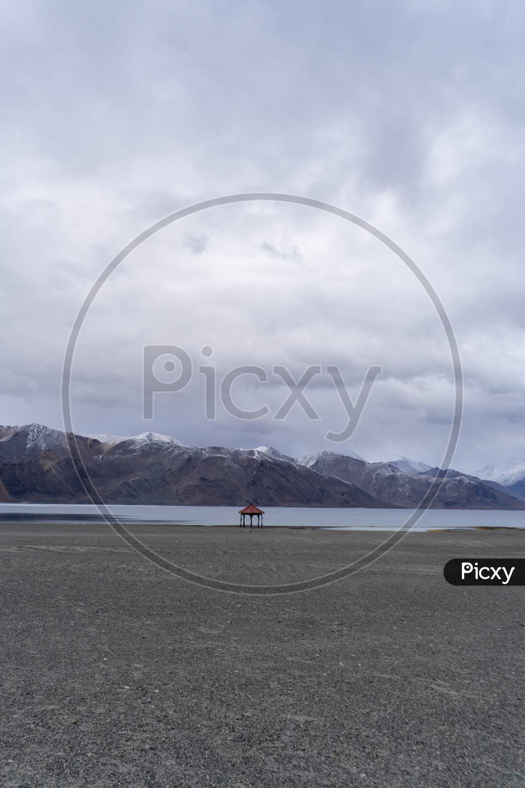 Pangong Tso, Tibetan For "High Grassland Lake", Also Referred To As Pangong Lake, Is An Endorheic Lake In The Himalayas Situated At A Height Of About 4,350 M. At Leh Ladakh, Jammu And Kashmir, India.