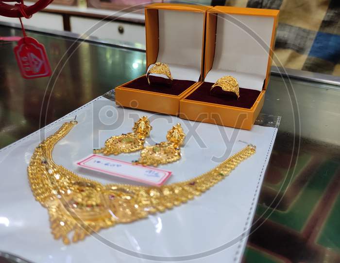 Indian Gold Jewellery