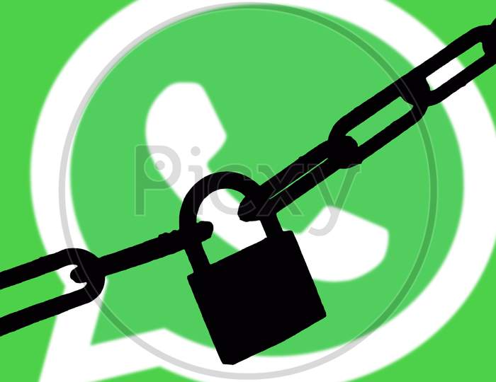 Whatsapp security issues
