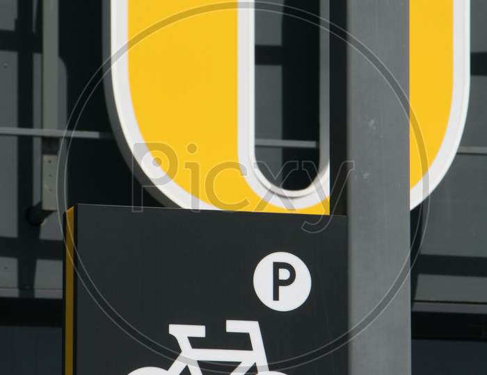 cycle parking board
