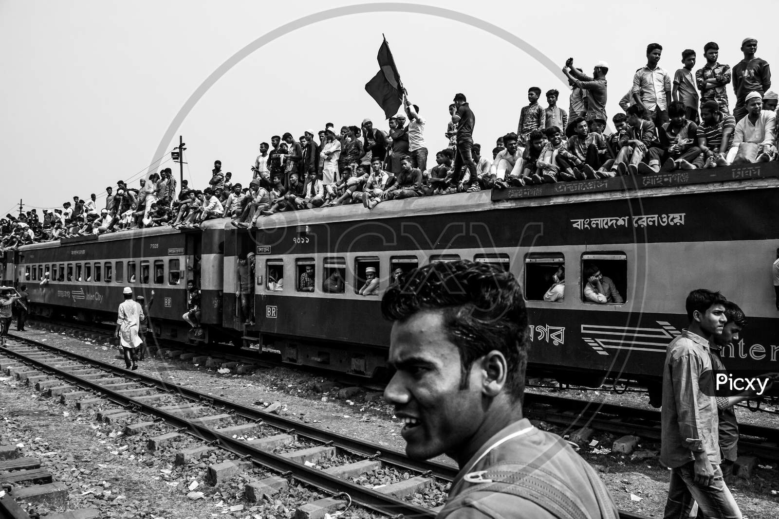 Risky Journey By Train I Captured This Image On 19Th February 2019 From Tonggi Railway Station, Dhaka, Bangladesh, South Asia