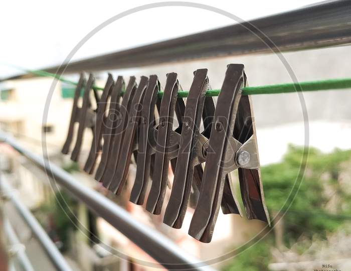 Bunch of steel clamp use for clothes holding