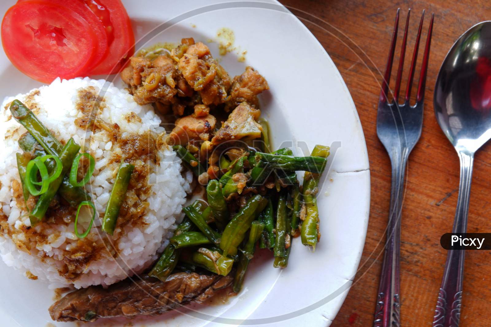 Heavy Food Photos Include Rice, Peanuts, Meat And Tea