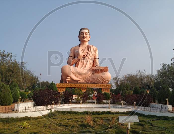 Statue of Mahatma Basava situated in Kalyan