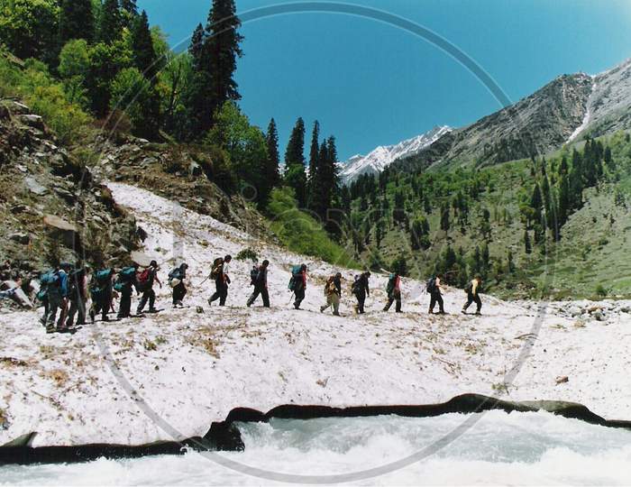 Trekking to Himalayas