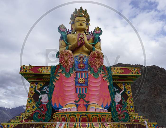 Buddha Statue, Diskit