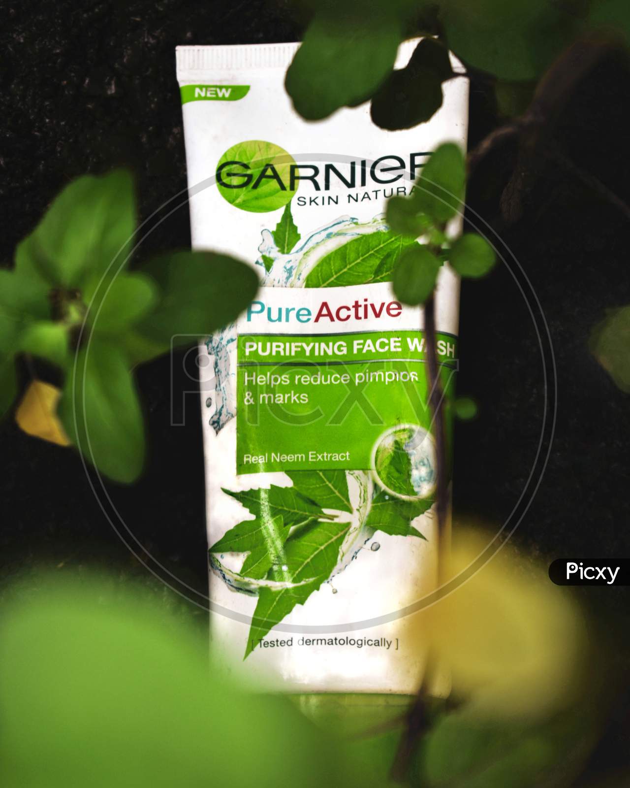 Face wash product photography