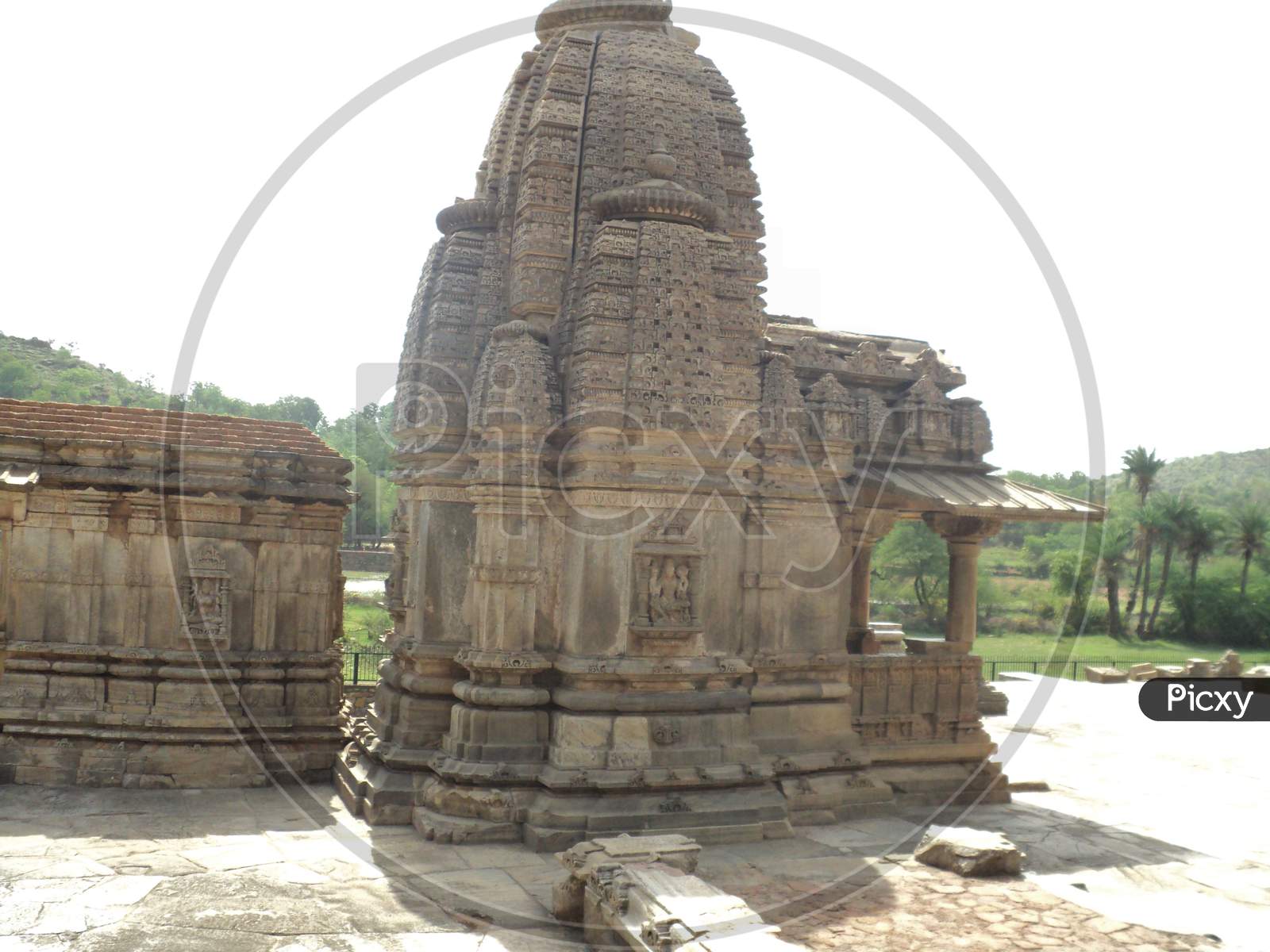 Sas-Bahu Temple in Gwalior: A Testament of Architectural Brilliance -  MPTourism - Medium