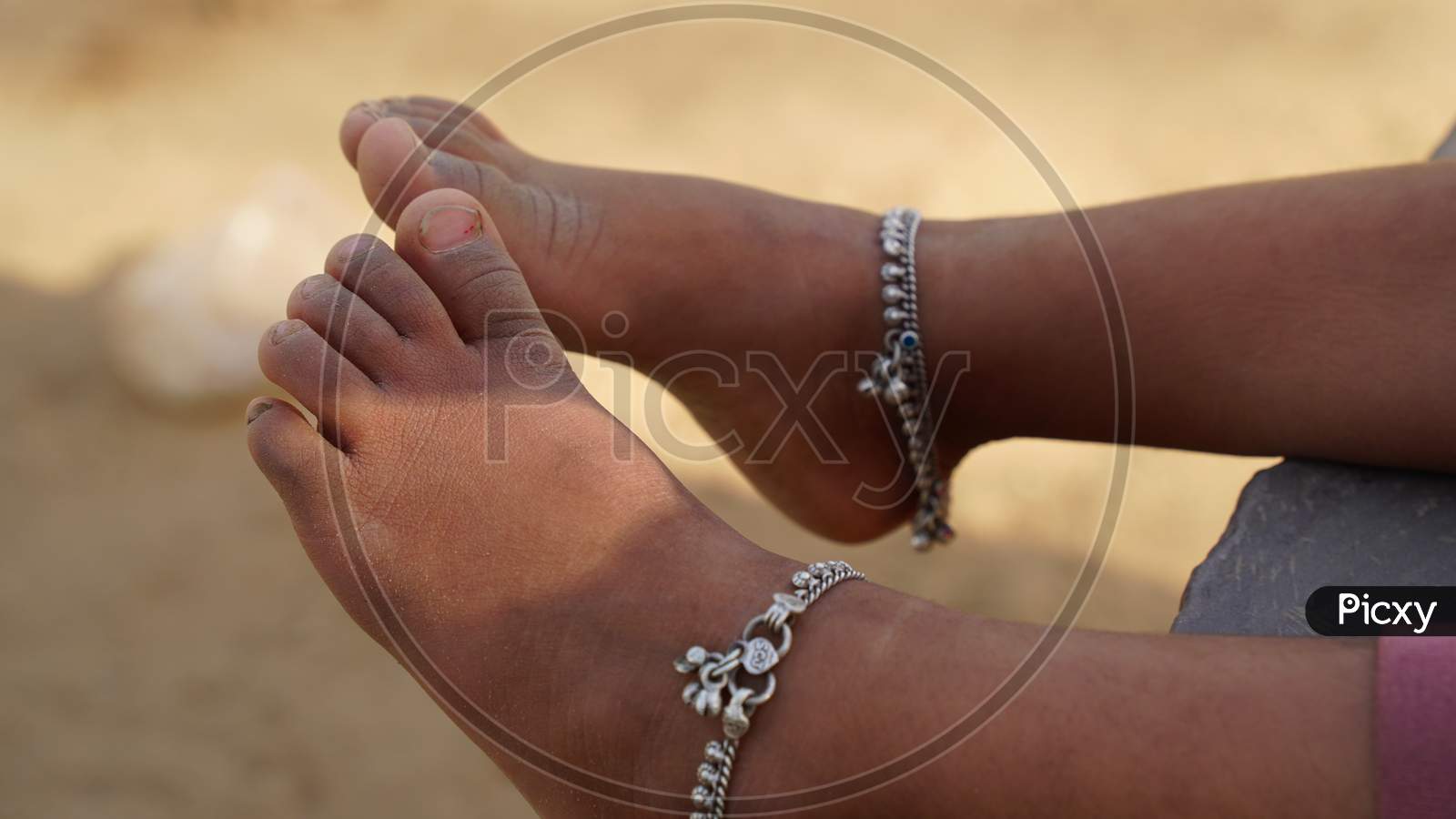 Newborn baby anklets top