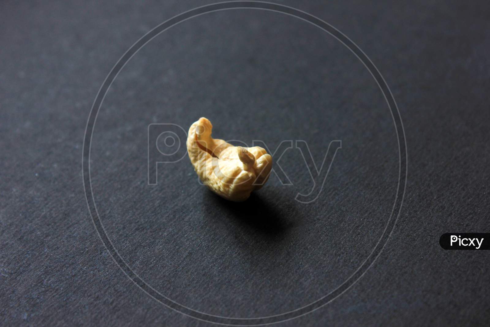 Single Cashew Nut