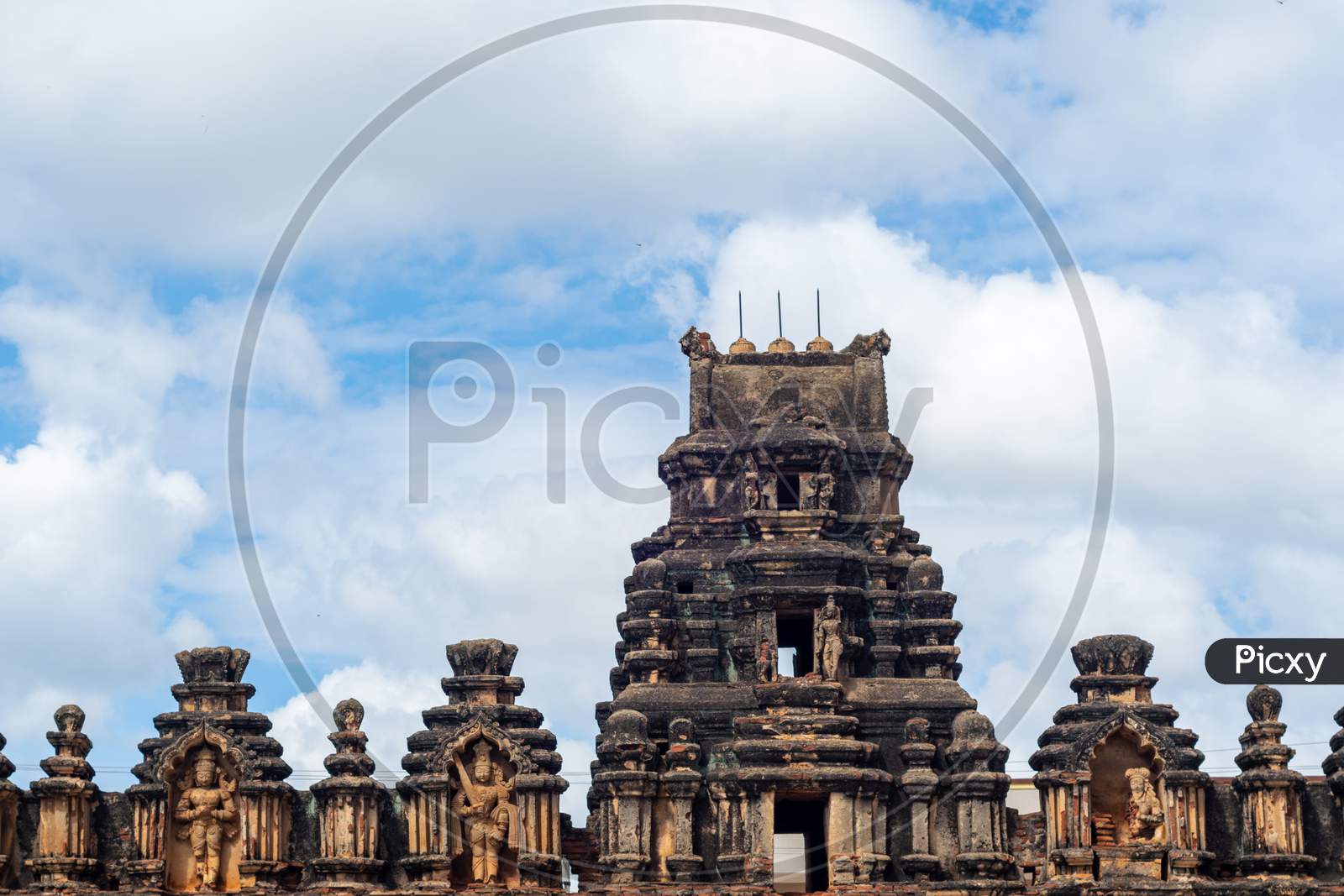 Image of Bogi Nandishwar Temple - Old Heritage-XA704612-Picxy