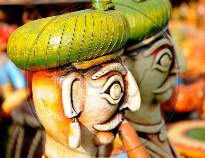 Handcrafted Traditional Clay Decoration,Decorative Colorful Pottery,Handcrafted Traditional Clay Decoration Toy In Indian Market