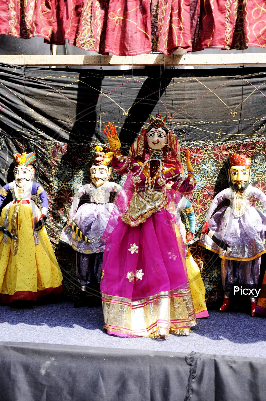 Colorful Rajasthani Puppet Dolls Of Jaisalmer. Traditional Puppet Shows In Rajasthan Is A Popular Tourist Attraction.