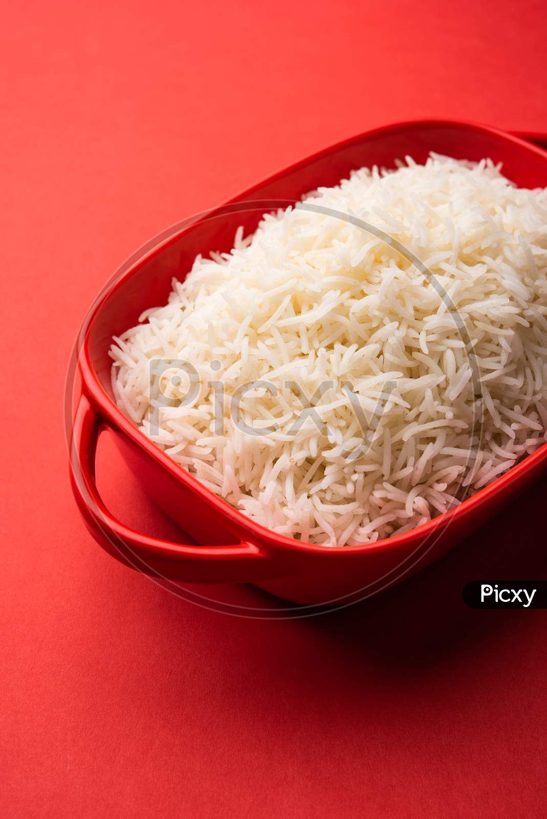 Aromatic Long Basmati Cooked Plain Rice Is An Indian Main Course Food, Served In A Bowl. Selective Focus