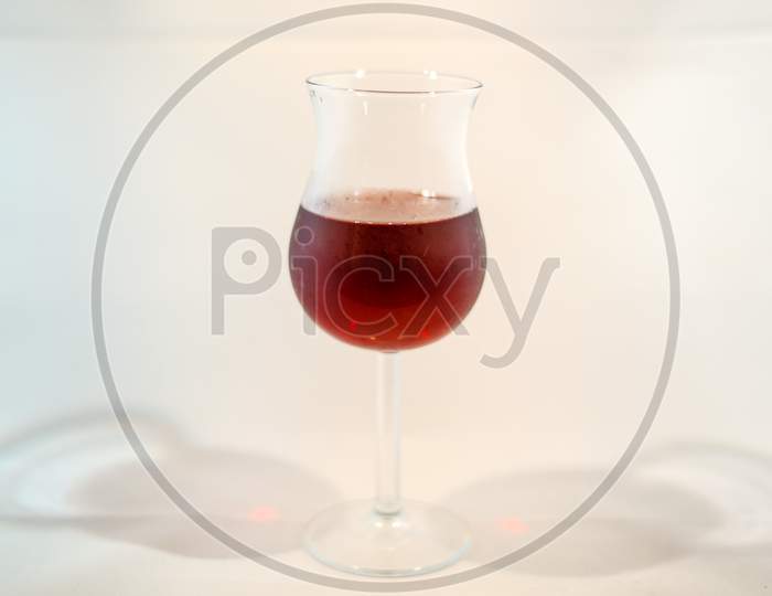 Image Of Red Wine