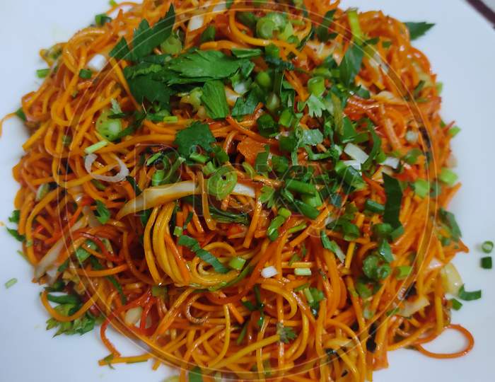 Traditional Chinese food, veg chowmein,