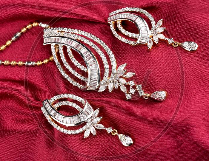 Diamond Jewelry Placed On Cloth With Earrings Diamond Pendant,Diamond Jewellery