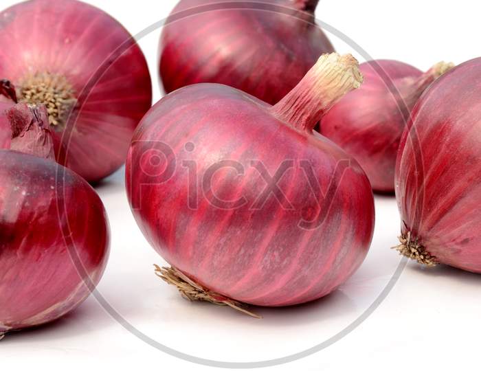 Closeup Bunch The Ripe Maroon Onion Isolated On White Background.