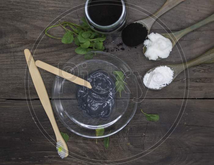 Ingredients For Making Activated Charcoal Toothpaste