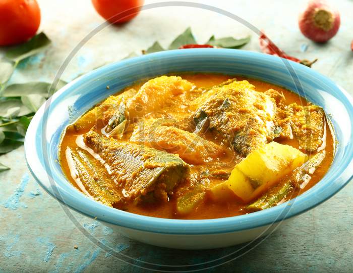 Indian fish curry with mango.