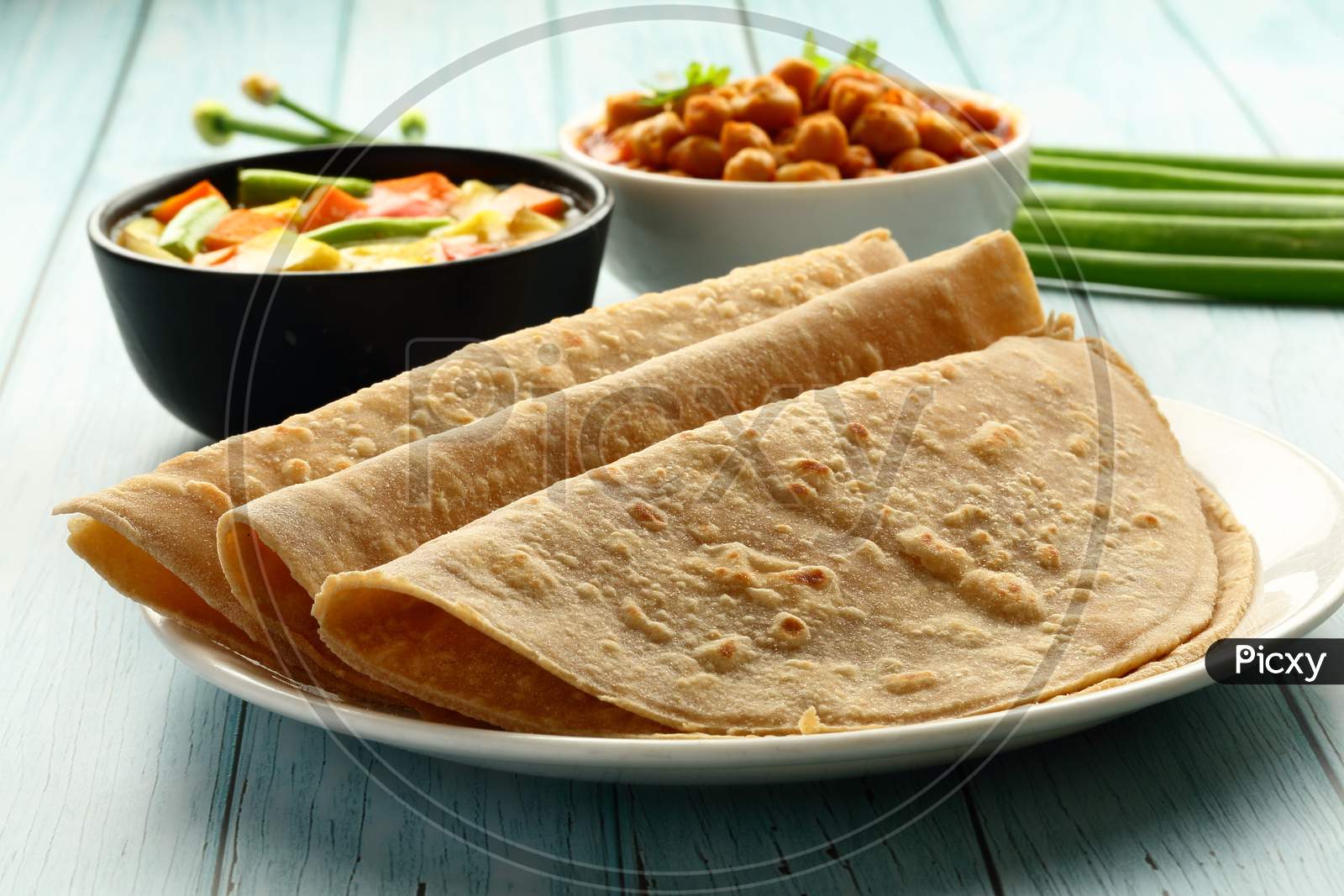 Delicious chapatti served with curries.