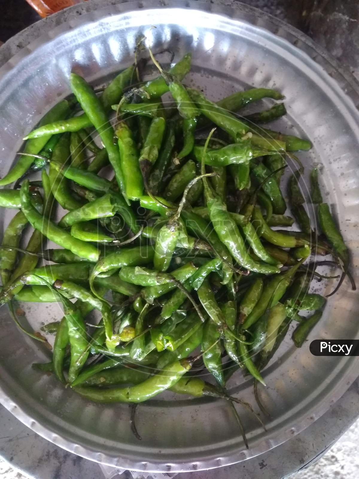 Fried green chilli