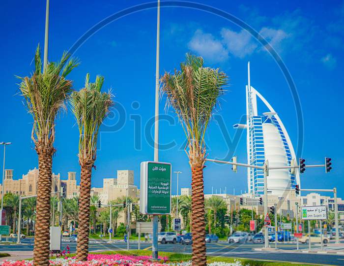 Burj Al Arab And City (Uae · Dubai)