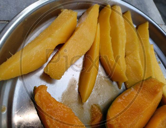 Mango Plate