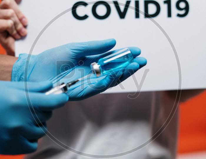Covid 19 vaccine image