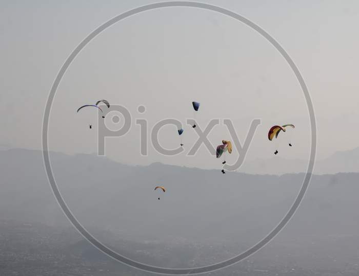 Paragliding in Pokhara Nepal