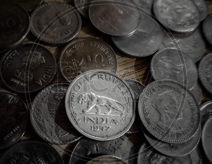 1947 one rupee coin