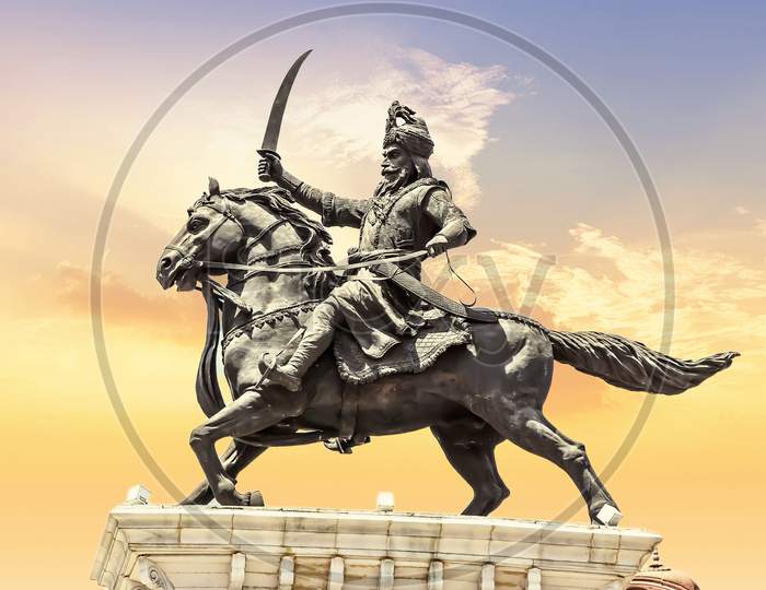 Statu of Maharaja Ranjit Singh