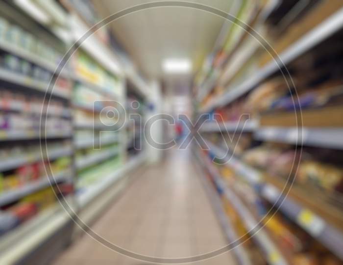 Blurred Supermarket Aisle