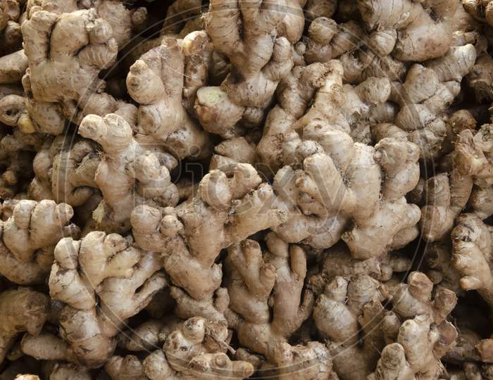 Indian Ginger in lagre quantity.