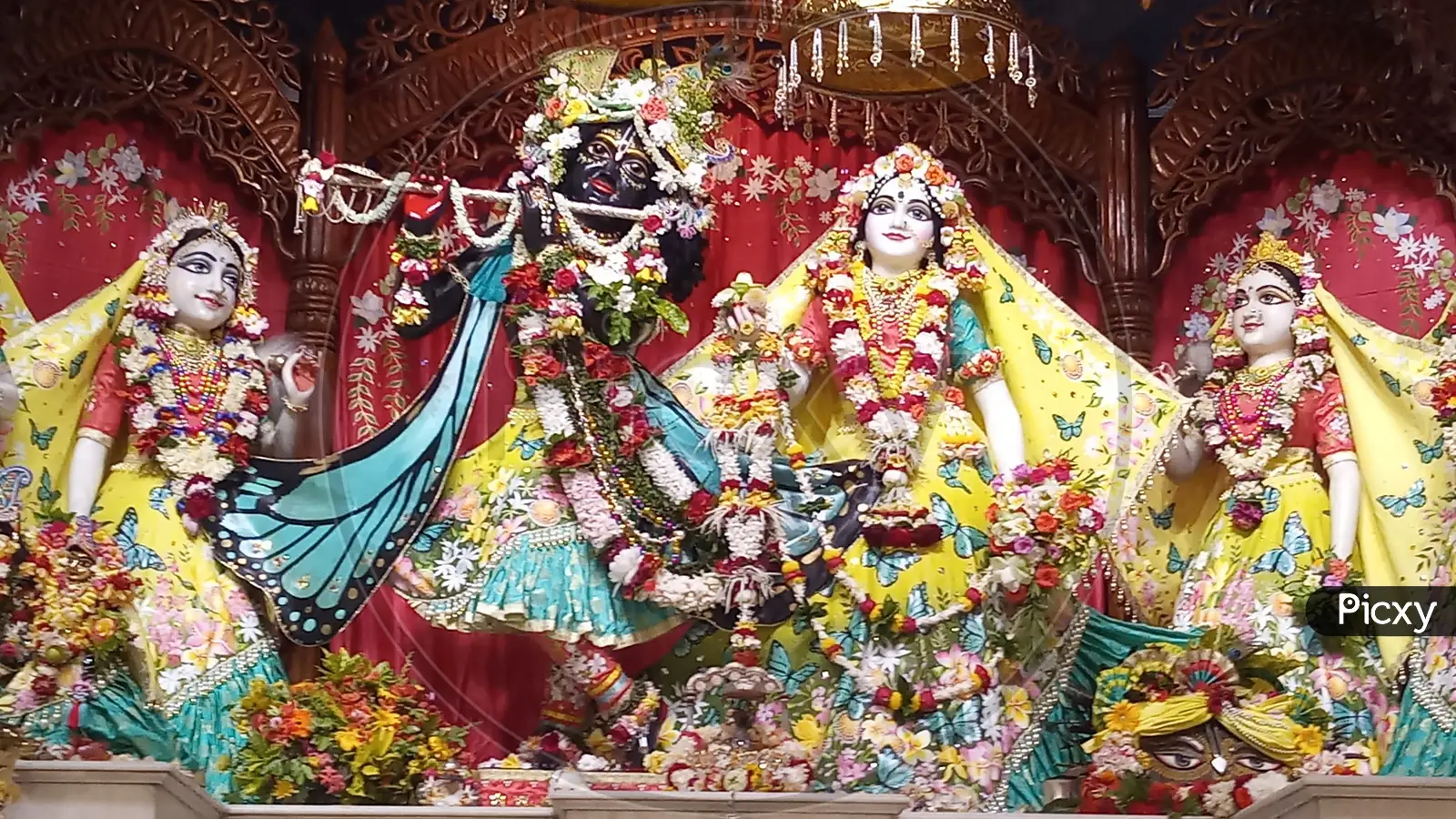 Radharani hare krishna radha madhav radhe radhe HD phone wallpaper   Peakpx