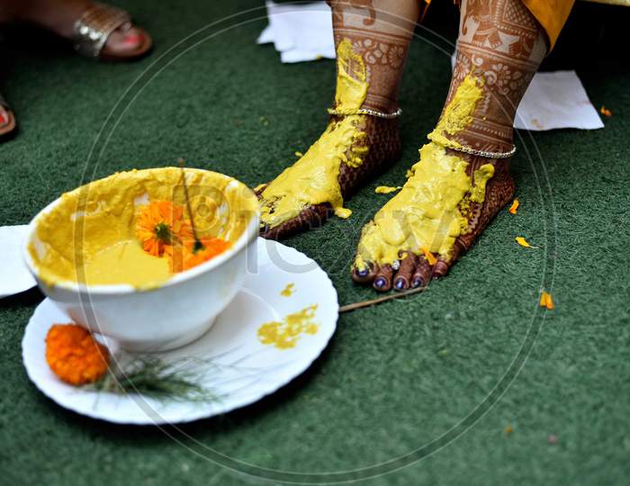 Indian wedding, rituals,Haldi, mahendi, legs