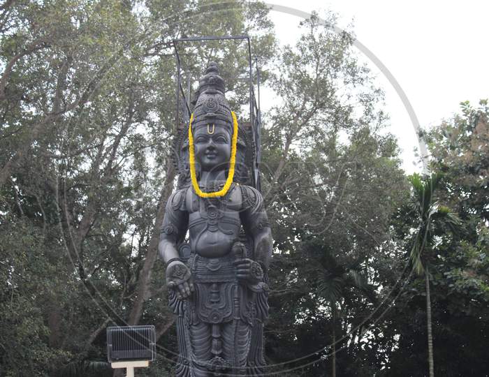 Sri Vishwaroopa Vijaya Vittala Devastana, Vishwa Shanti Ashrama