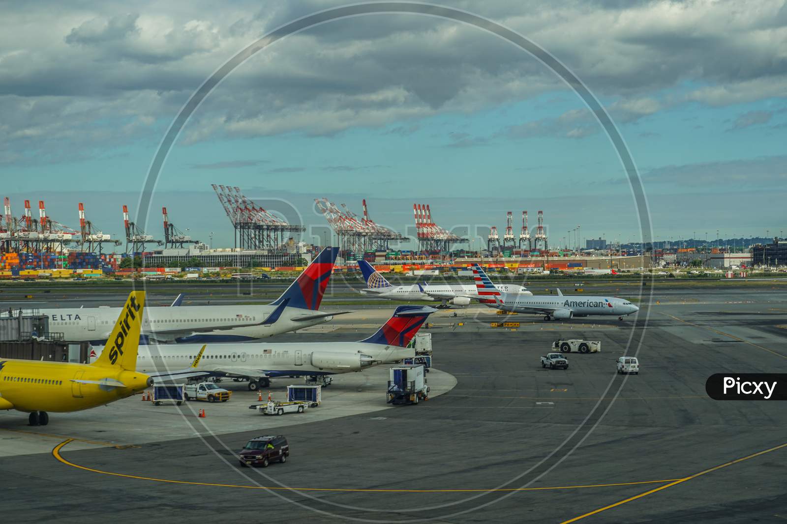 New York Airport Image