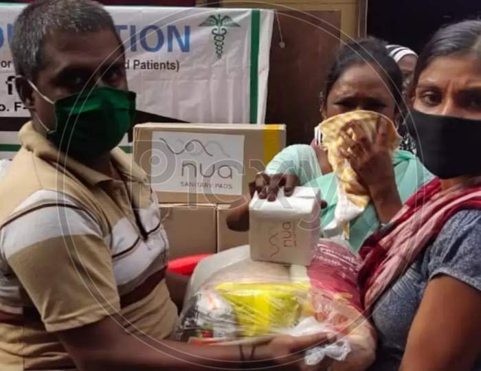 Image of COVID Food DistributionBL214208Picxy