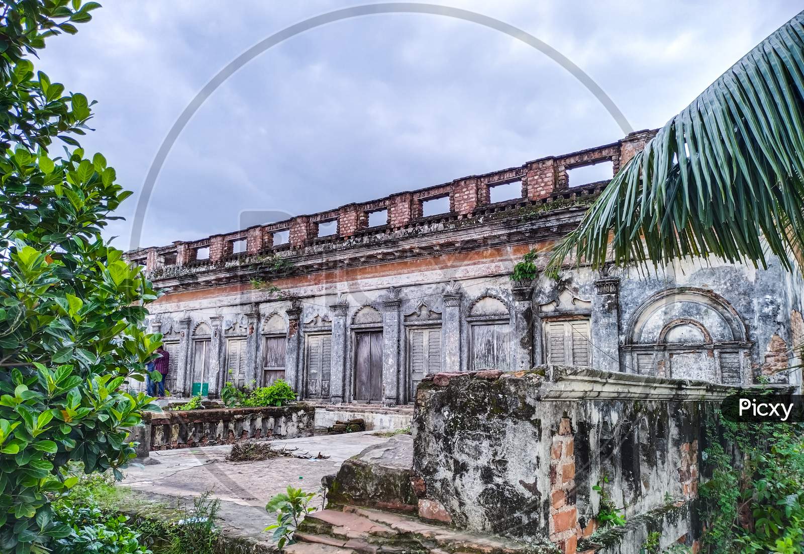 Old rajbari tample side view background photo