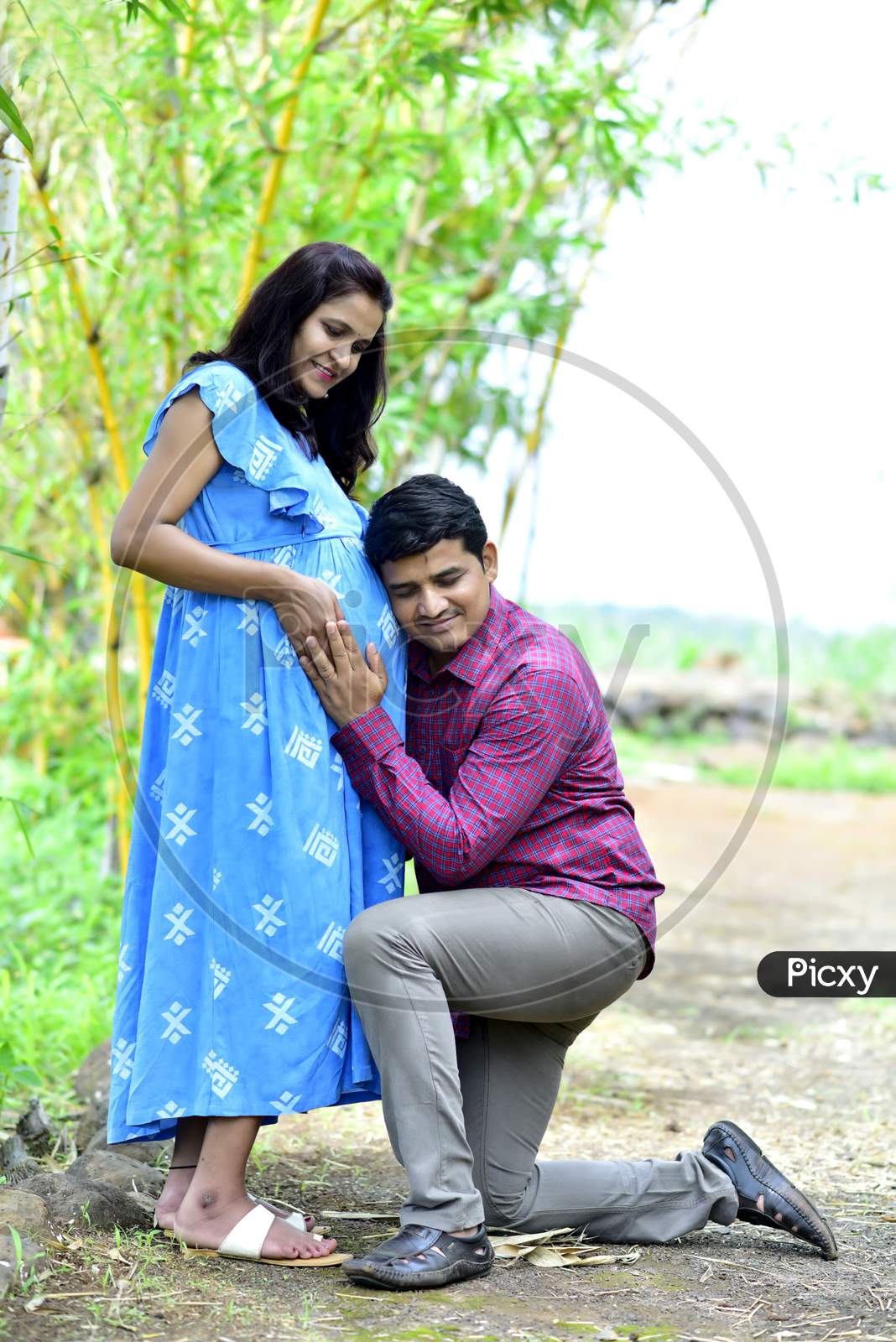 Maternity Photoshoot of Sindhu Vijay | Maternity Portraits Poses