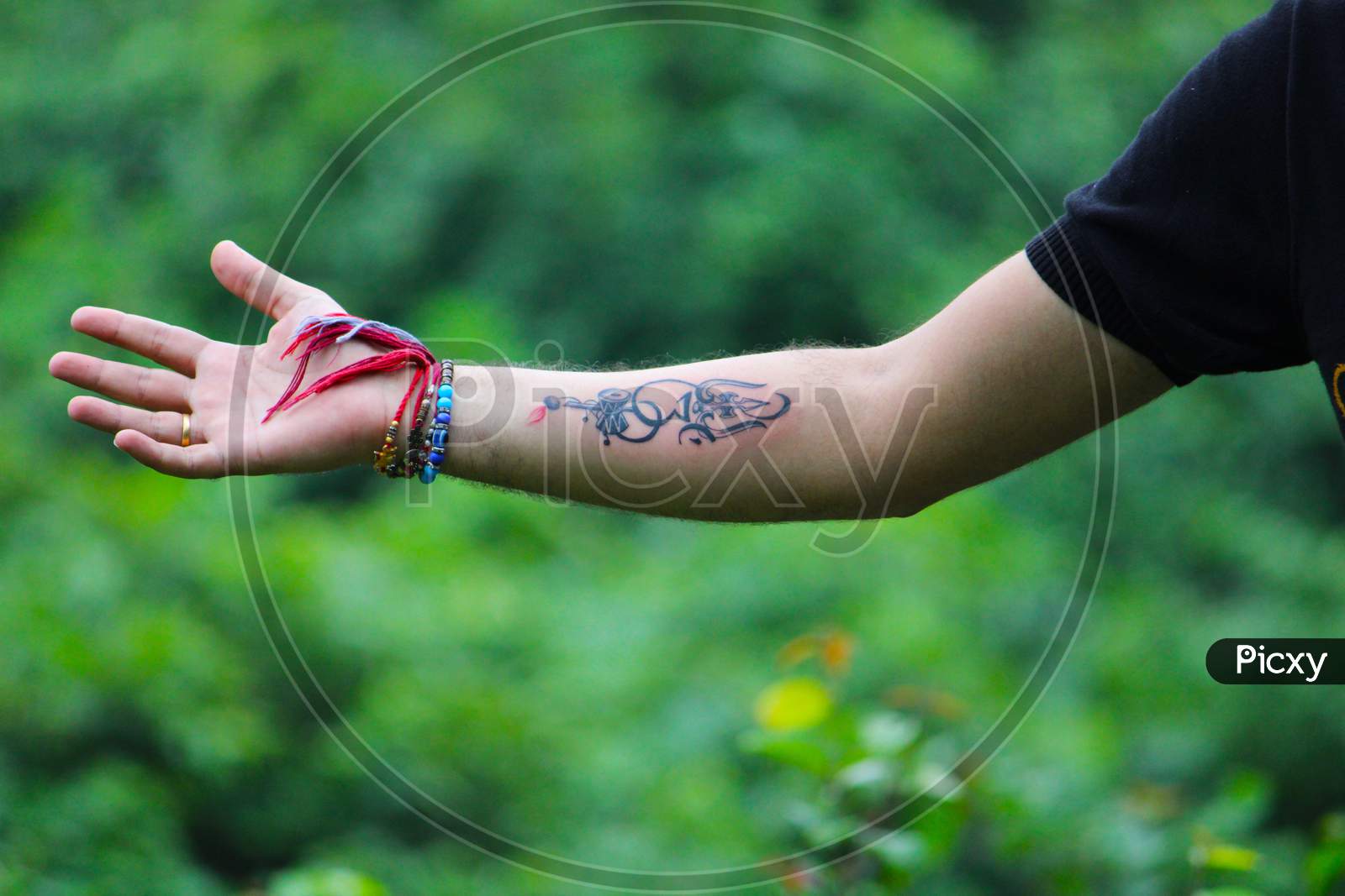 Simply Inked Trishul Tattoo Designs (Mahadev Trishul Semi Permanent Tattoo)  : Amazon.in: Beauty