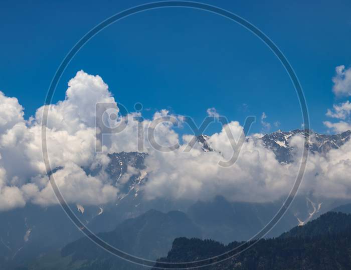 Mountain View with clouds
