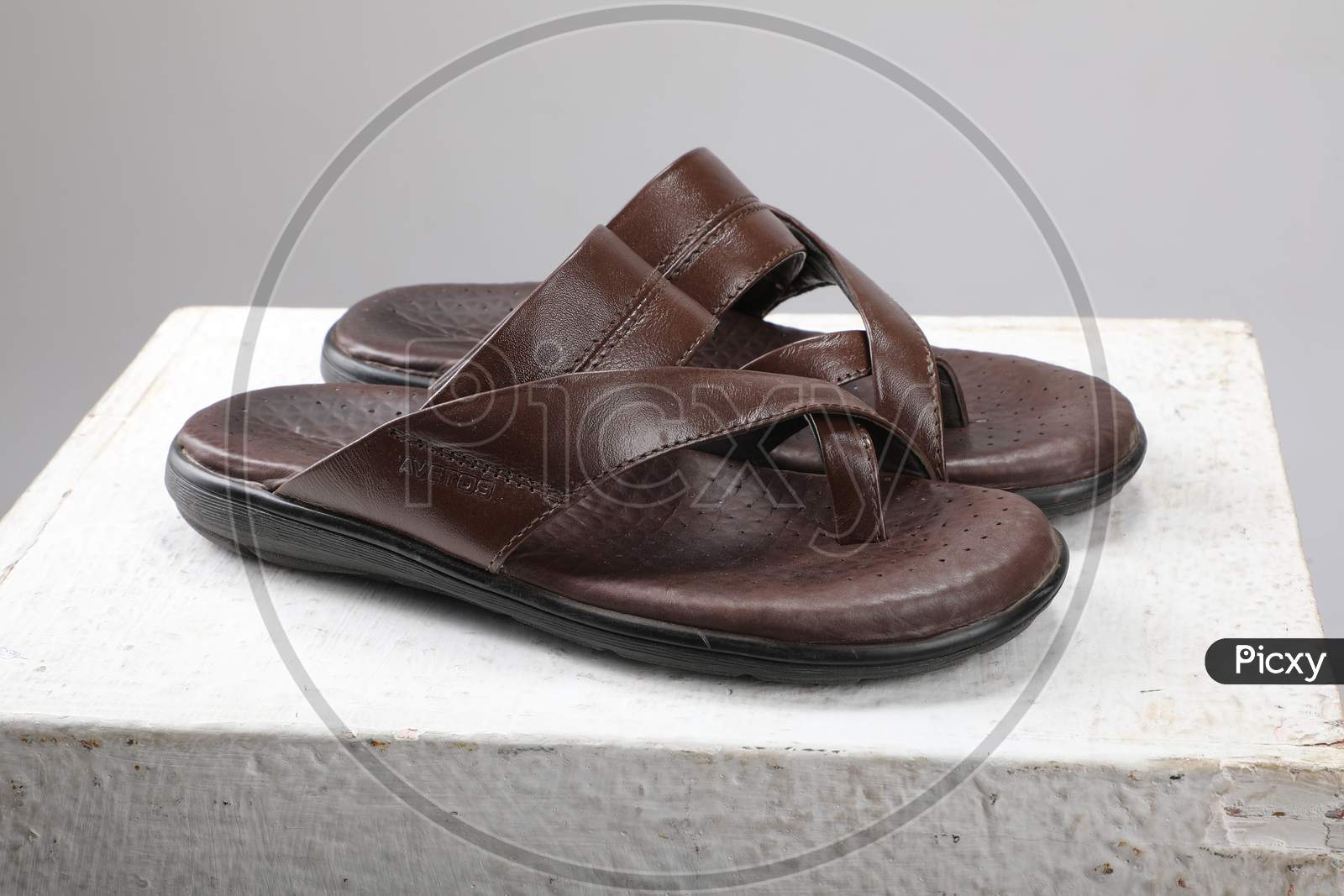 Lug leather sandals in black - Bottega Veneta | Mytheresa