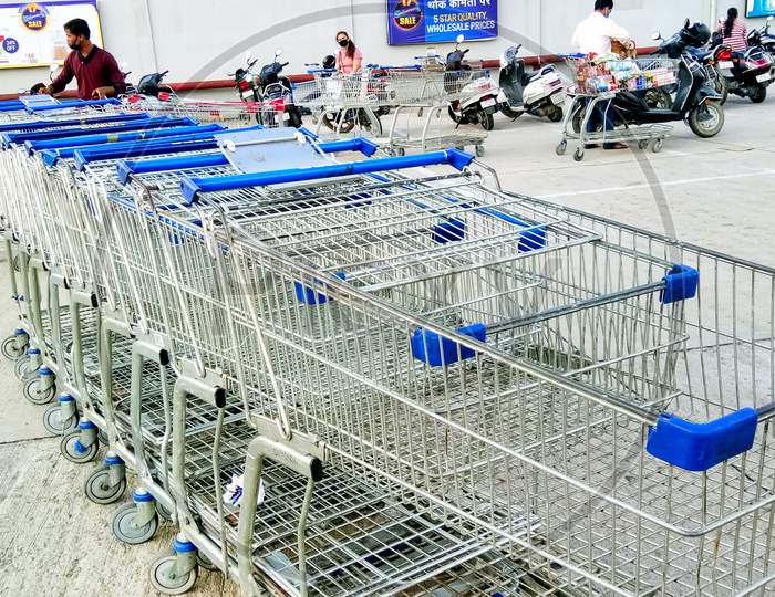 Row Of The Shopping Trolleys Outside Of Mart At Lucknow, India