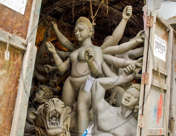 unfinished durga idol at kumortuli kolkata