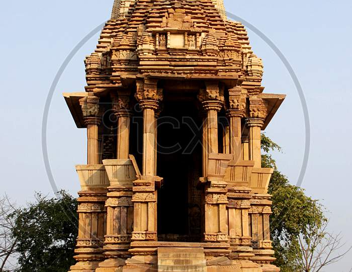 Chaturbhuj Temple, Khajuraho