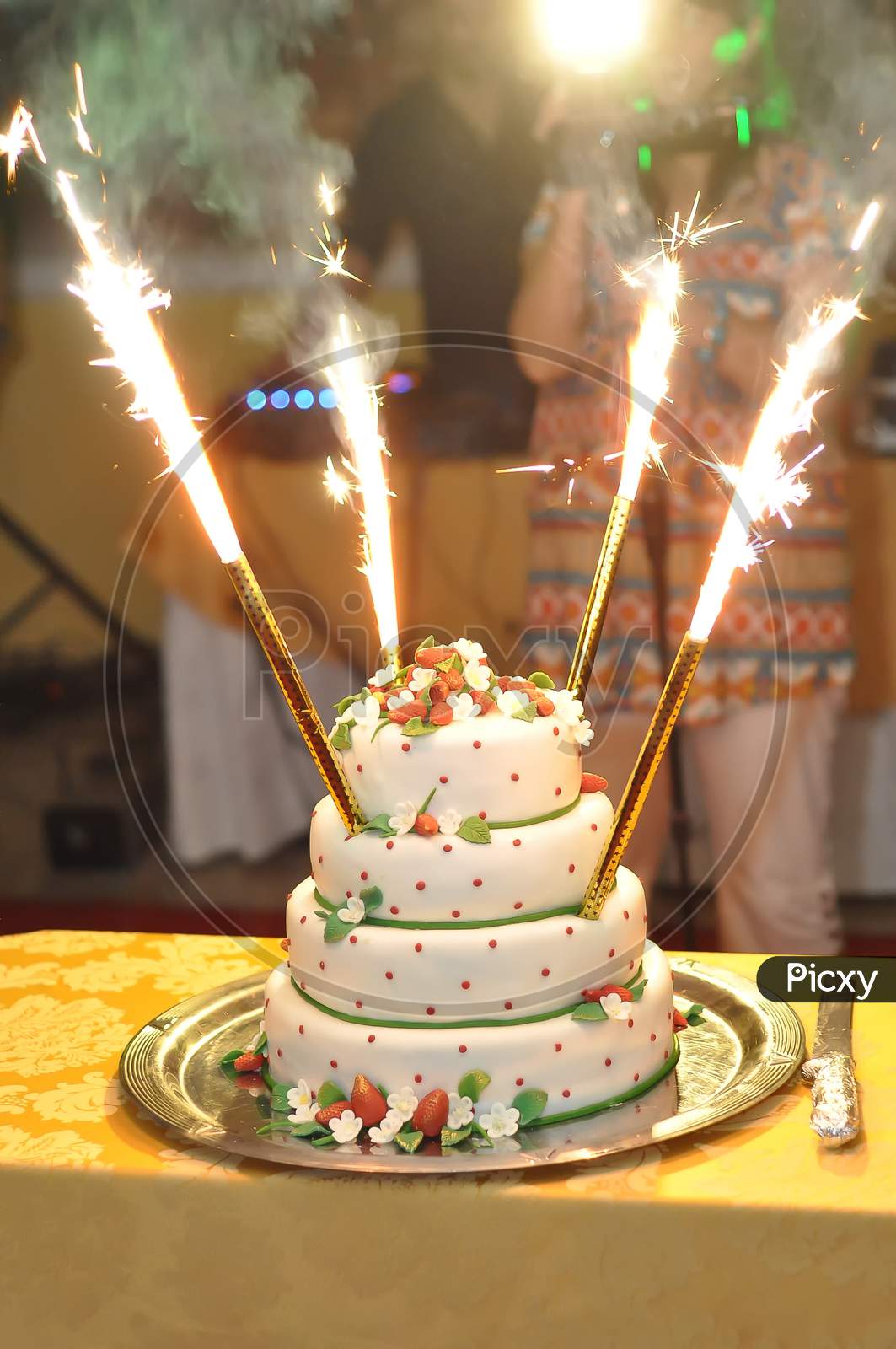 Wedding Cake With Fireworks Decoration