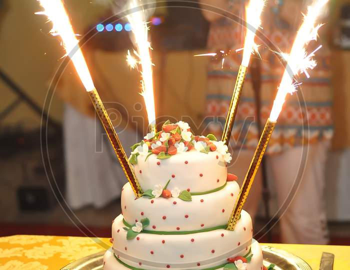 Wedding Cake With Fireworks Decoration